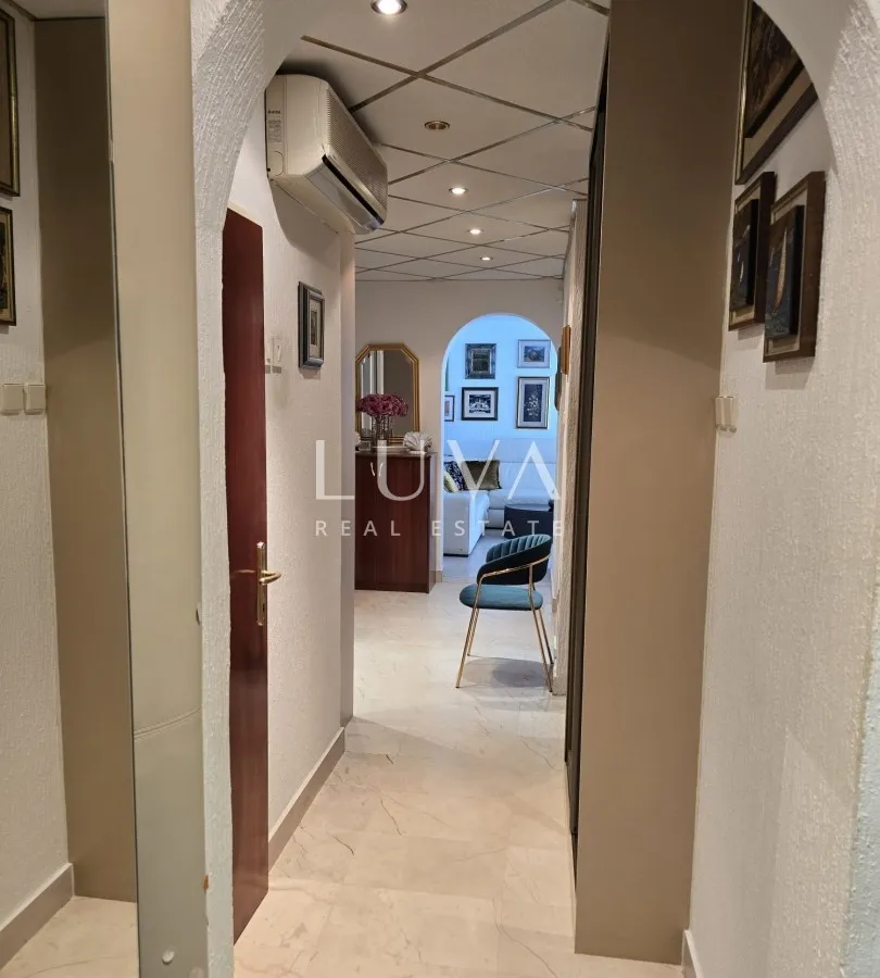 Rijeka, Rastočine, furnished 3-bedroom apartment with a panoramic view, 74 m² NKP