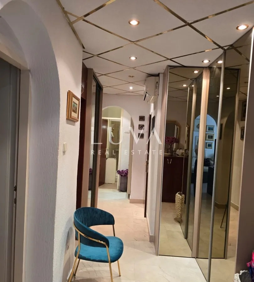 Rijeka, Rastočine, furnished 3-bedroom apartment with a panoramic view, 74 m² NKP