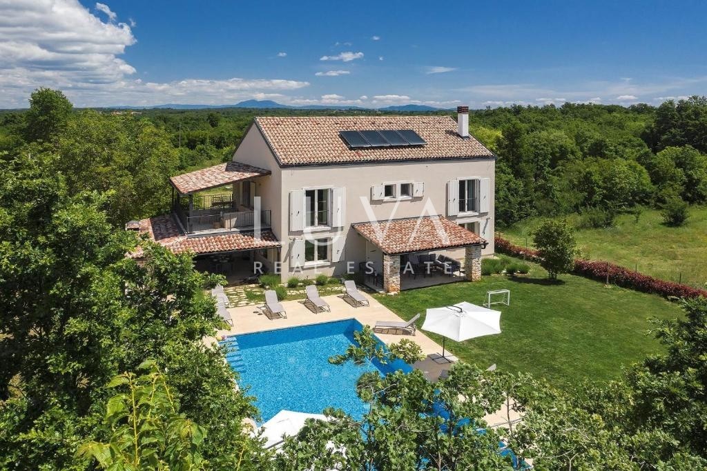 Istria, Vodnjan, luxury villa with pool and wellness, 395 m² net