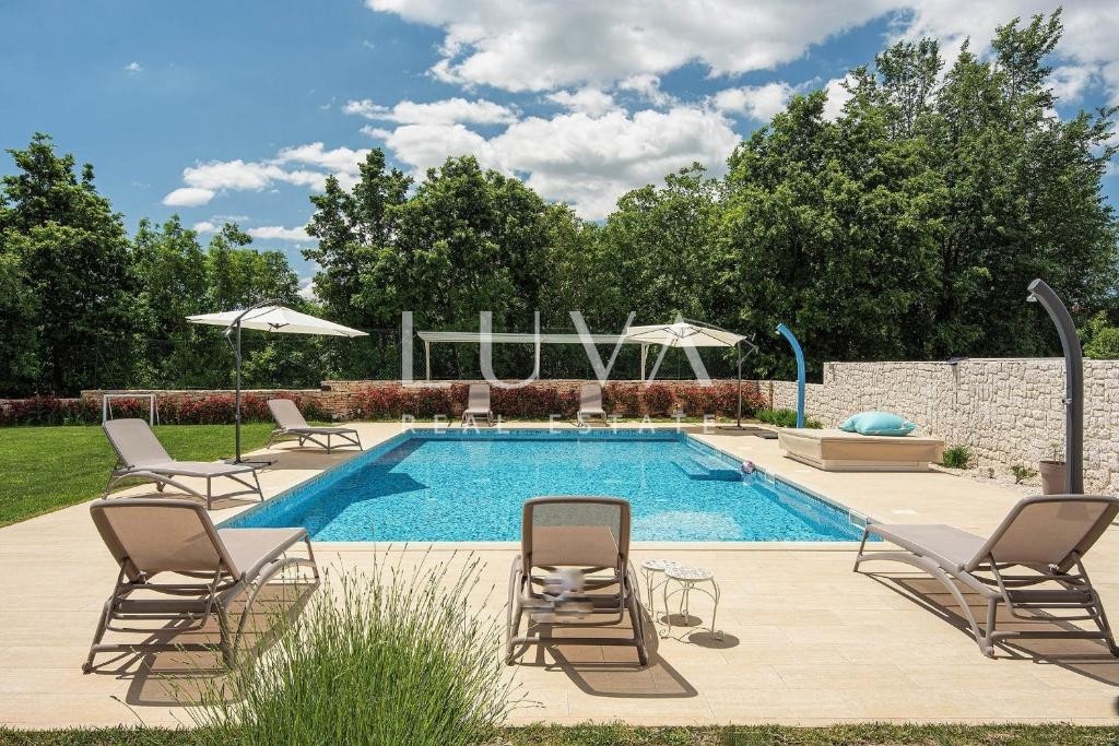 Istria, Vodnjan, luxury villa with pool and wellness, 395 m² net