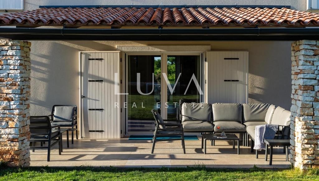 Istria, Vodnjan, luxury villa with pool and wellness, 395 m² net