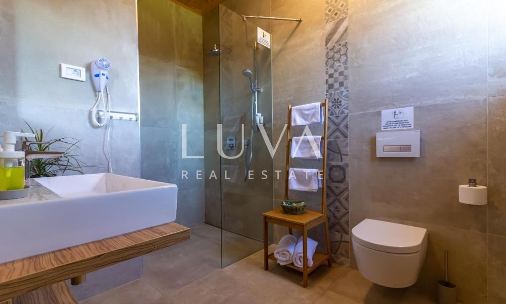 Istria, Vodnjan, luxury villa with pool and wellness, 395 m² net
