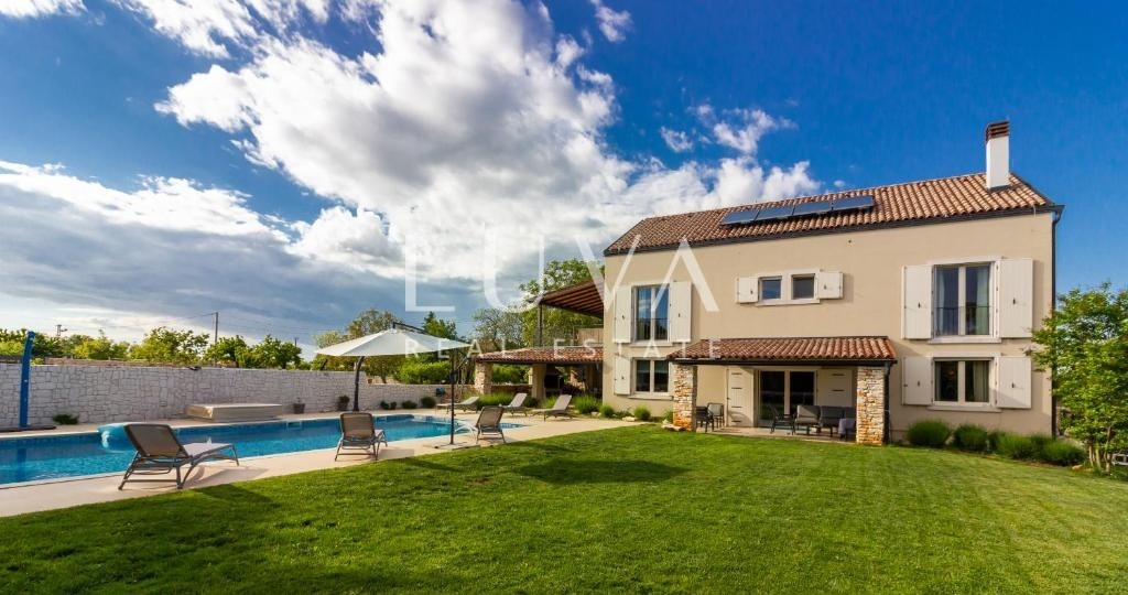 Istria, Vodnjan, luxury villa with pool and wellness, 395 m² net