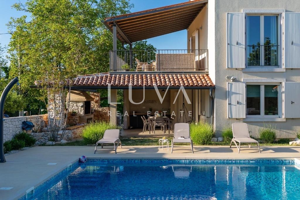 Istria, Vodnjan, luxury villa with pool and wellness, 395 m² net