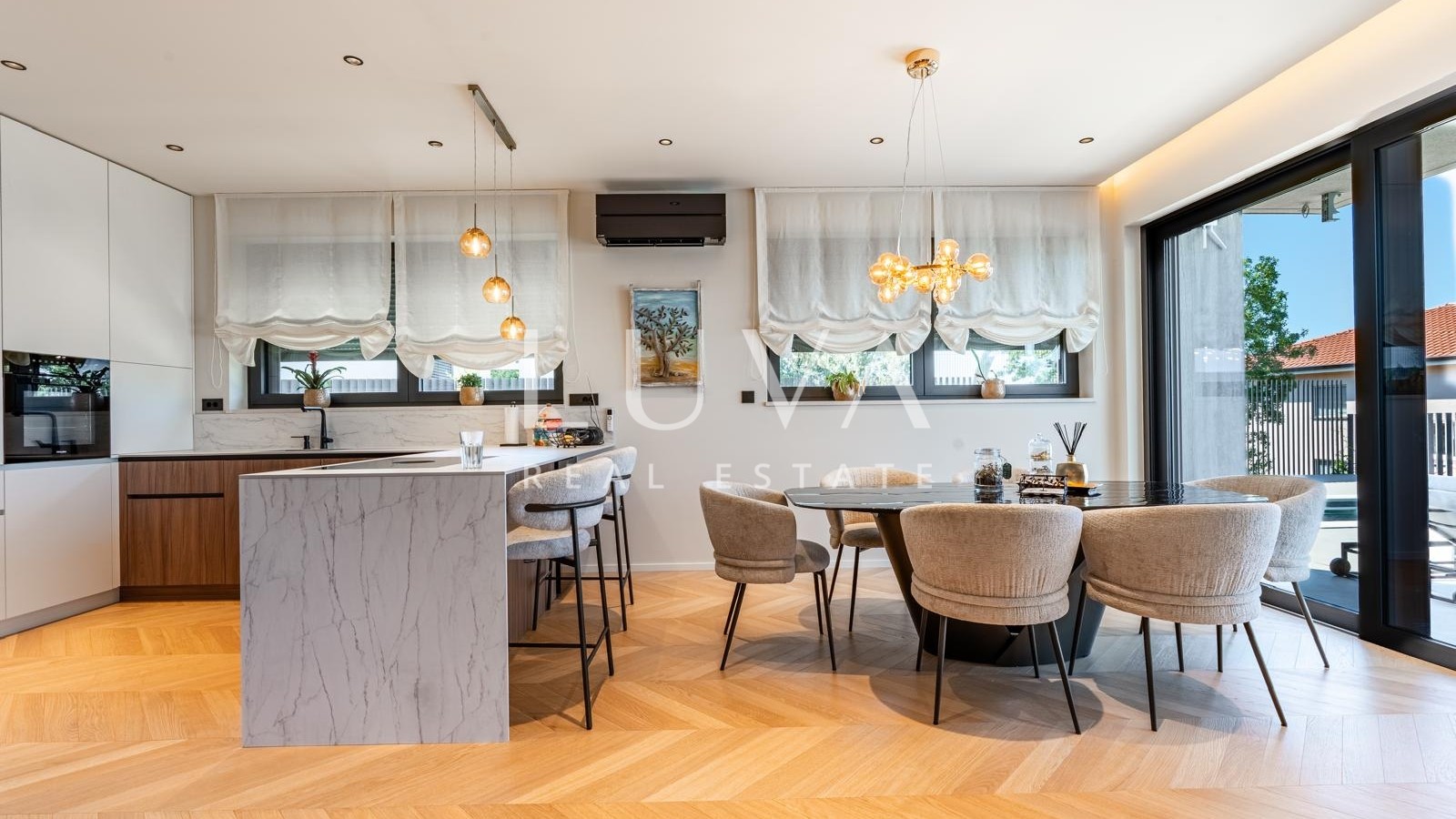 Rijeka, Kostrena, 5 room apartment 198 m2 with pool for sale