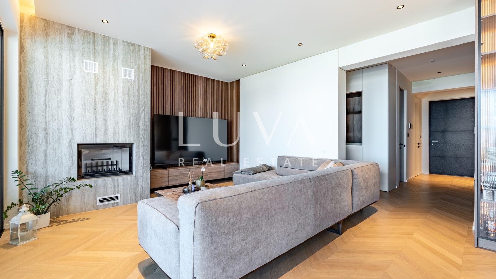 Rijeka, Kostrena, 5 room apartment 198 m2 with pool for sale