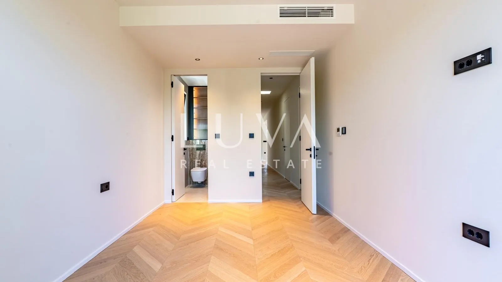 Rijeka, Kostrena, 5-Zimmer-Wohnung 200 m2 mit Meerblick, zu verkaufen