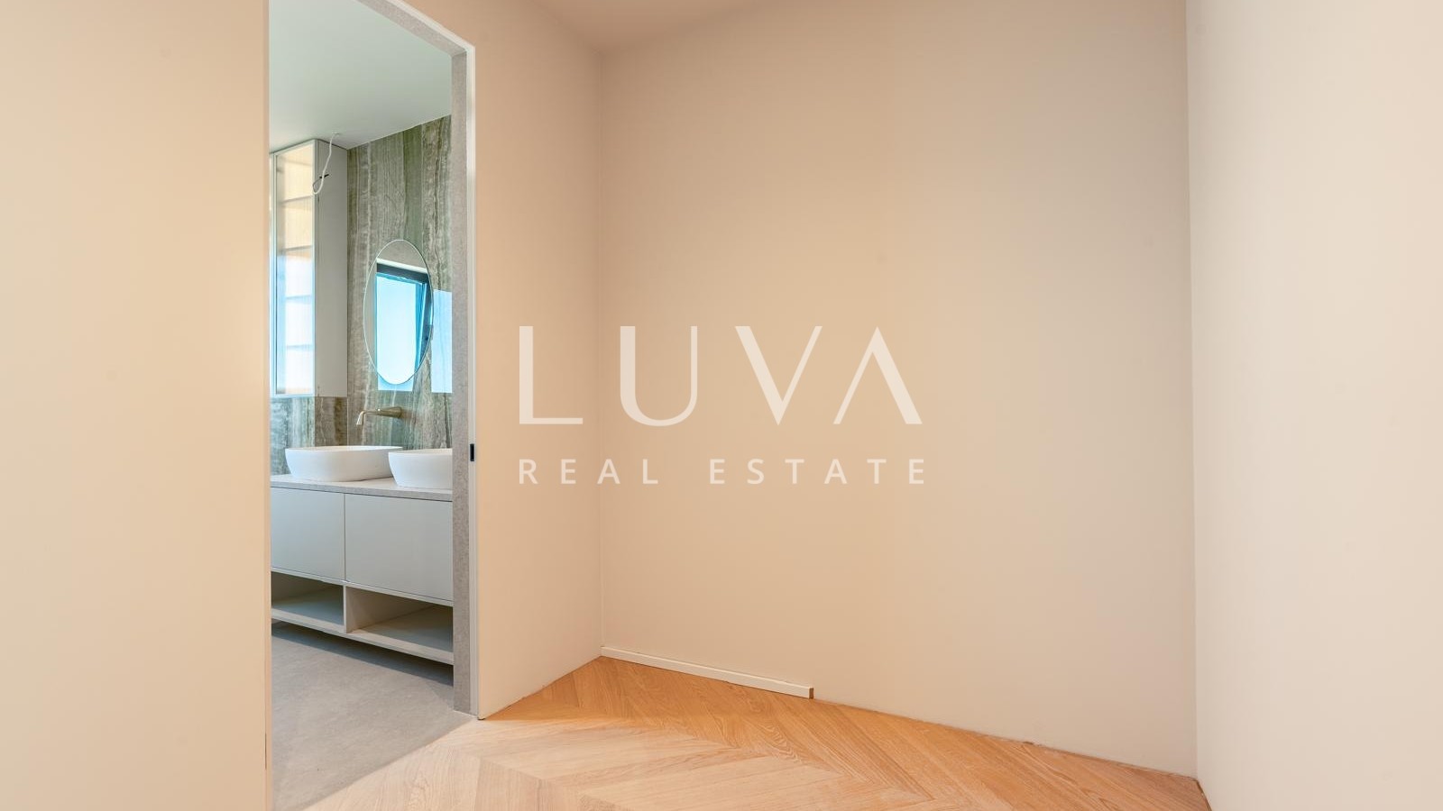 Rijeka, Kostrena, 5 room apartment 200 m2 with sea view, for sale