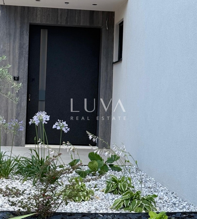 Rijeka, Kostrena, 5 room apartment 200 m2 with sea view, for sale