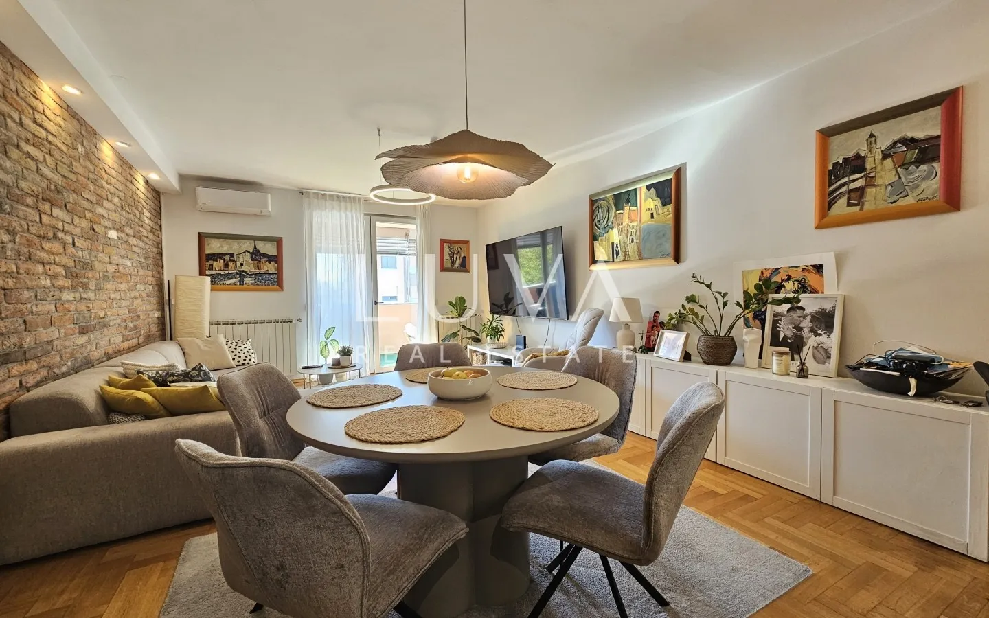 Zagreb, Jarun, 2 room apartment 70m2 NKP, for sale