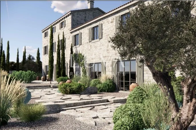 Istria, Kanfanar, magnificent family house, roh-bau stage