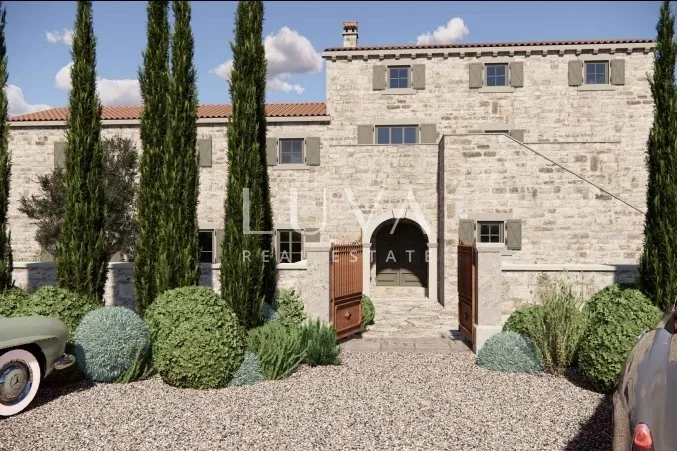 Istria, Kanfanar, magnificent family house, roh-bau stage
