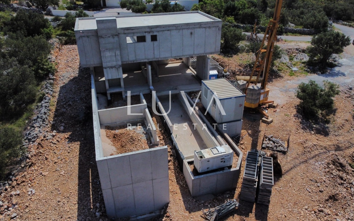 Rogoznica, Jarebinjak, modern house 237m2 with pool for sale