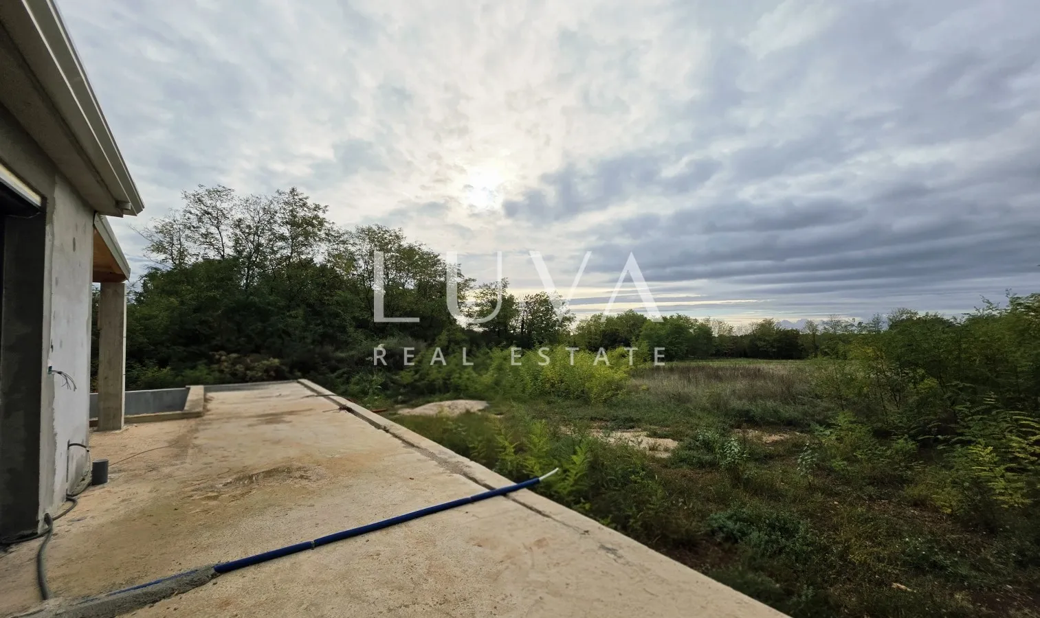 Istria, Tinjan, House with Swimming Pool Under Construction