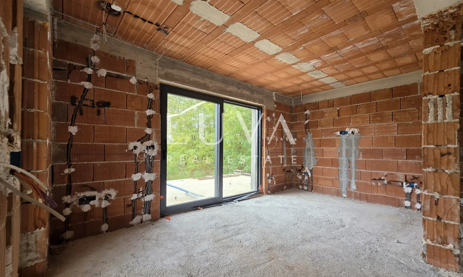 Istria, Tinjan, House with Swimming Pool Under Construction