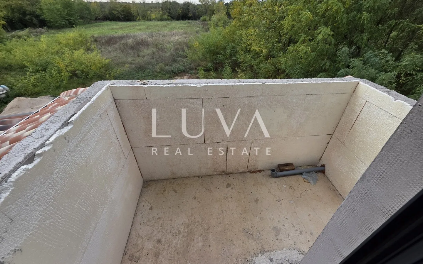 Istria, Tinjan, House with Swimming Pool Under Construction