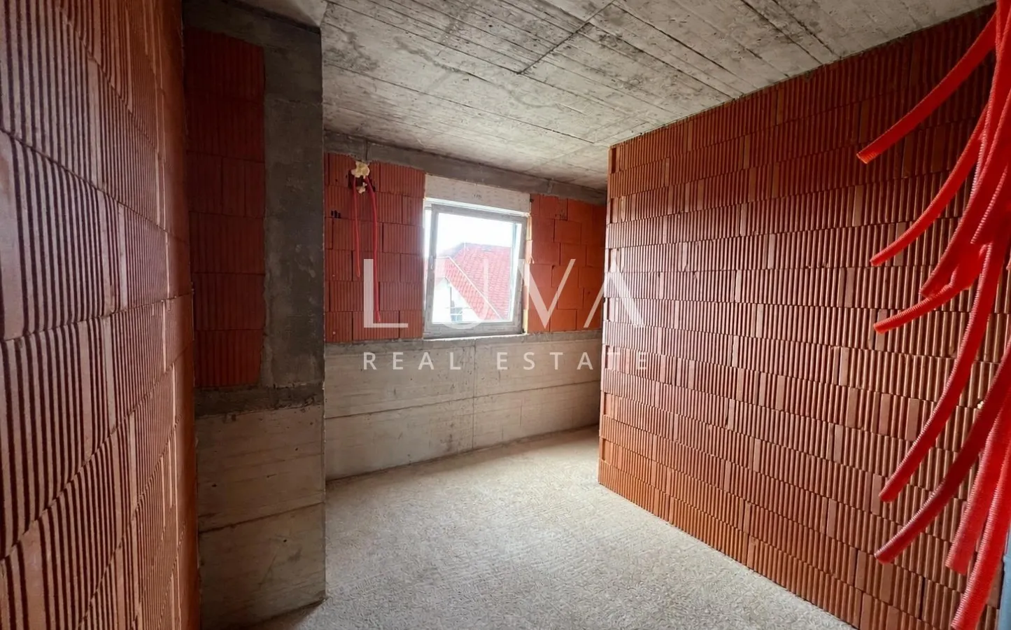 Zagreb, Donje Vrapče, two story 5 room apartment in a new building