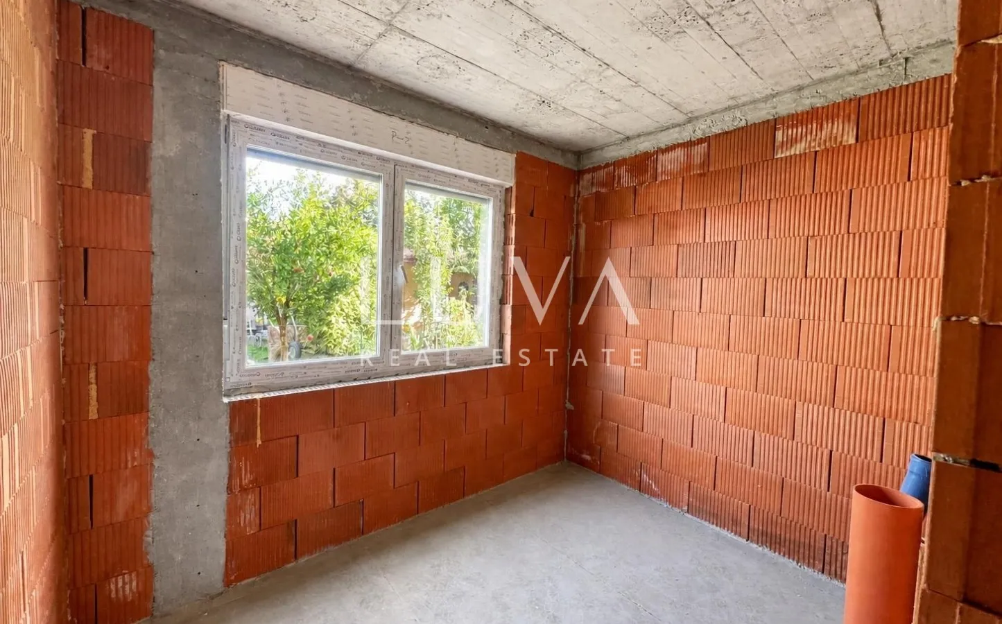 Zagreb, Donje Vrapče, two story 5 room apartment in a new building