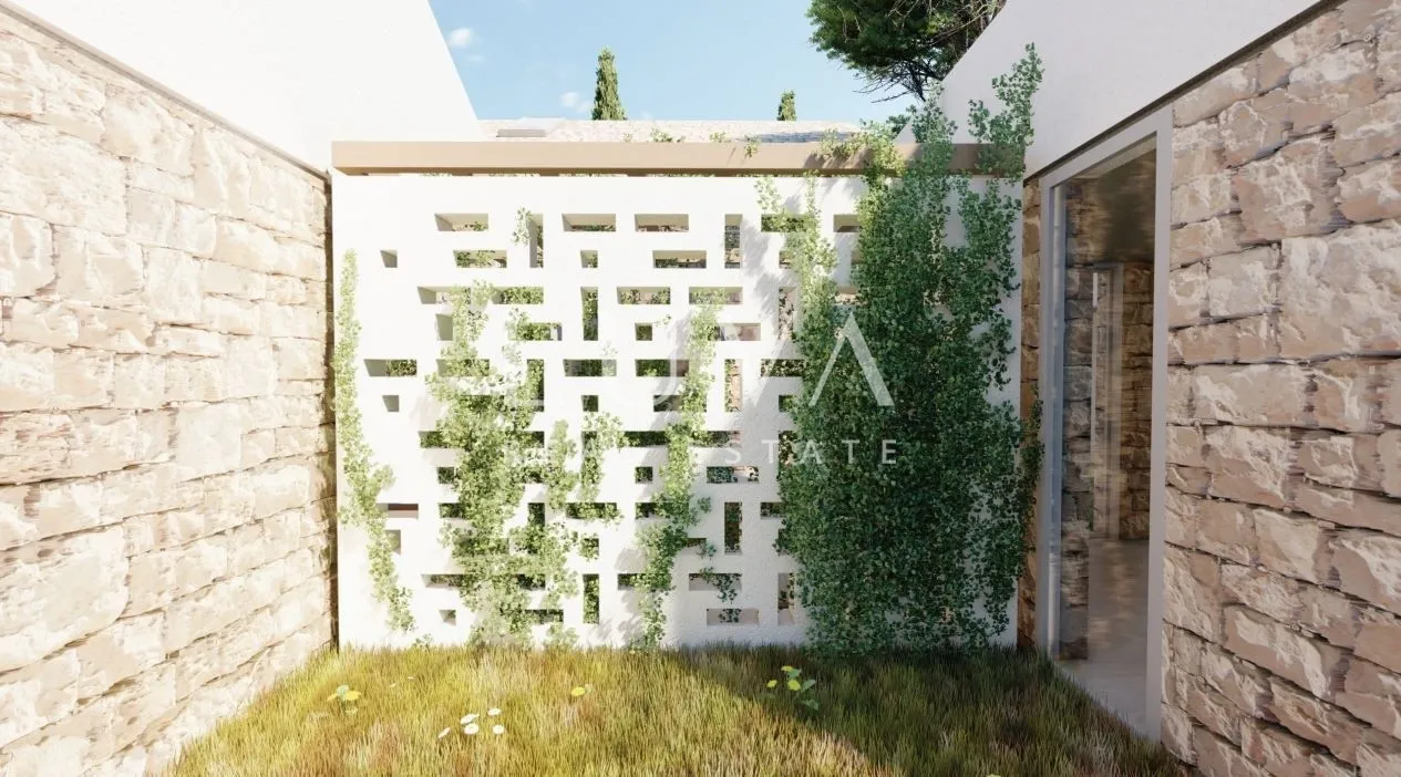 Zadar, Ist, building plot 590 m2, first row to the sea, for sale