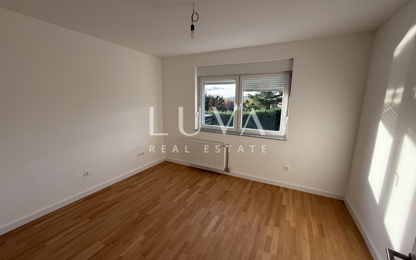 Zagreb, Perjavica, moderan 3s stan s balkonom, 80 m² na prodaju
