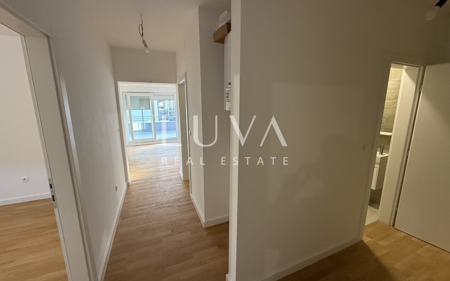 Zagreb, Perjavica, moderan 3s stan s terasom, 88 m² na prodaju