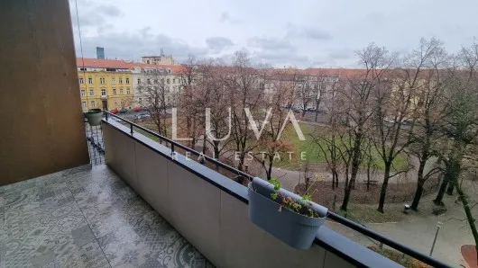 Luksuzno uređen stan u centru Zagreba, Svačićev trg
