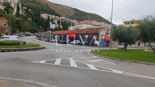 Dubrovnik, Gruž, poslovni prostor 318m2 na prodaju