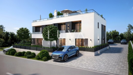 Istra, Poreč, moderna kuća u nizu s bazenom, 168,18 m2