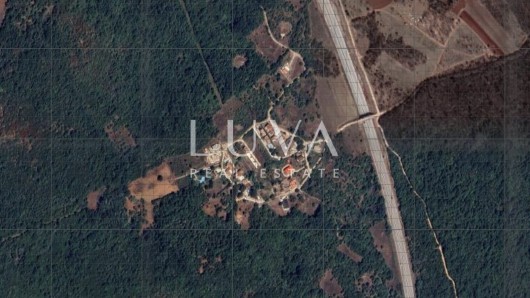 Istra, Poreč, građevinsko zemljište 926m2 na prodaju