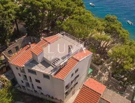 Mala Duba, Živogošće, boutique hotel na plaži, investicijska prilika