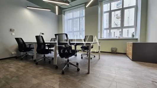 Zagreb, centar, poslovni prostor 240m2, najam