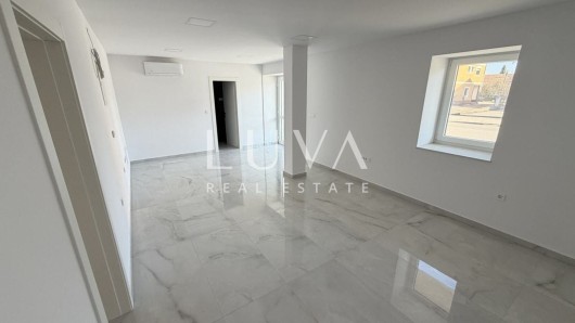 Zaprešić, novogradnja, stan/poslovni prostor, 160 m²