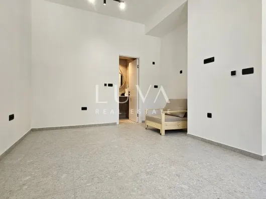 Zagreb, Branimirova, poslovni prostor 35m2, najam