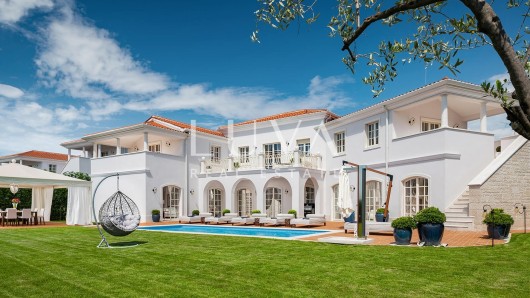 Istra, Poreč, luksuzna vila s bazenom, 405 m2 na prodaju
