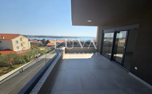 Novalja, moderne Neubauwohnung, A3, NKP 69 m²